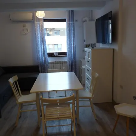 Appartement ☆casin Flat☆5 Min To Beach☆netflix☆a/c☆ Constanţa
