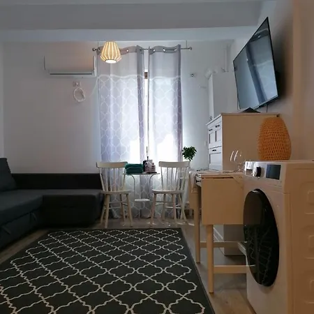 Appartement ☆casin Flat☆5 Min To Beach☆netflix☆a/c☆